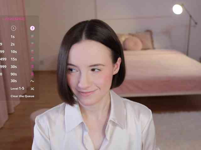 MissEssie webcam