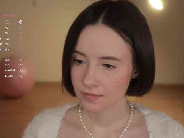 -FemaleEssence- -FemaleEssence-