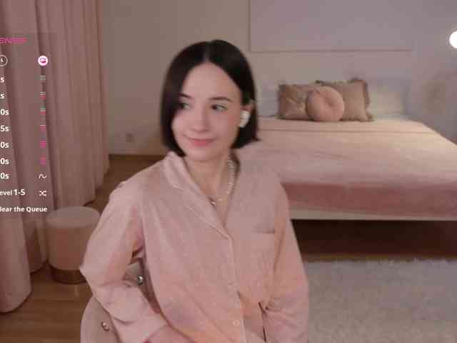 MissEssie webcam
