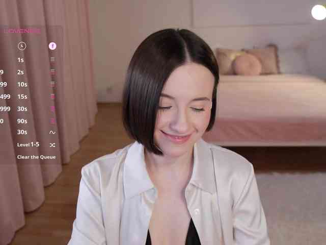 MissEssie webcam