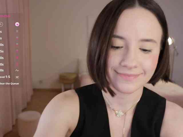 MissEssie webcam