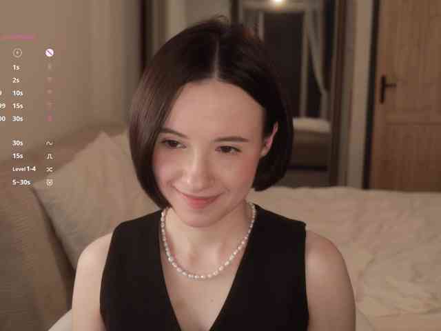 -FemaleEssence- Live Webcam on BongaCams