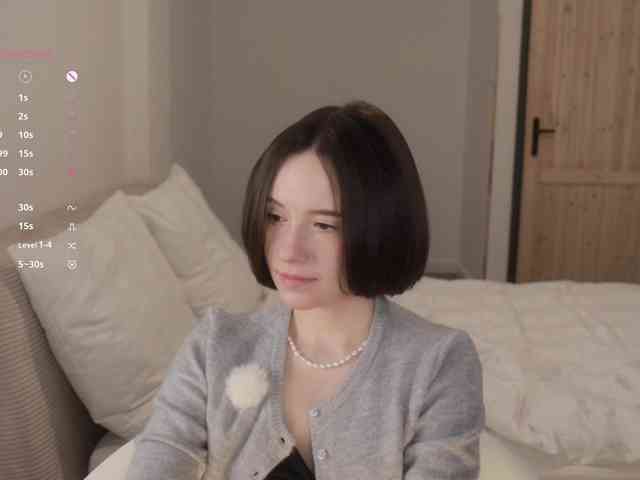 -FemaleEssence- -FemaleEssence-