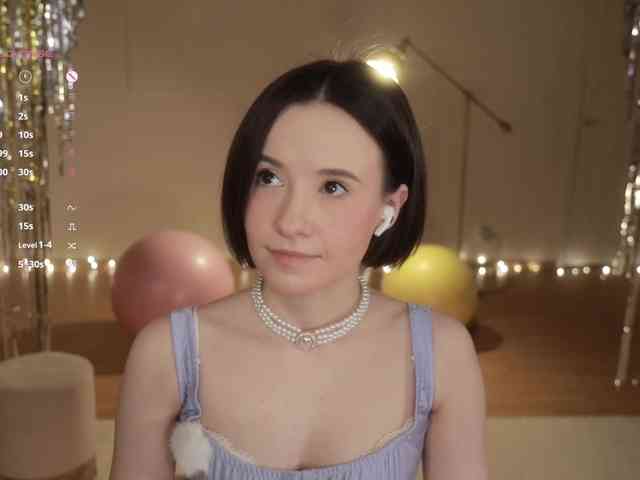 -FemaleEssence- -FemaleEssence-