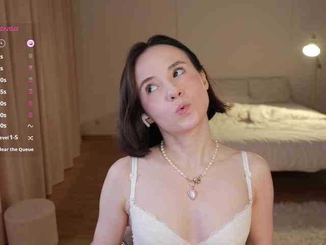 MissEssie webcam