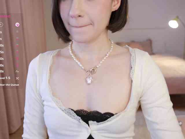 MissEssie webcam