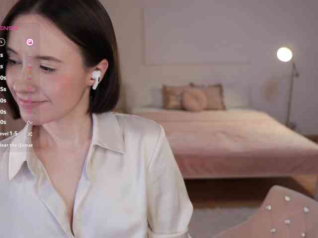MissEssie webcam