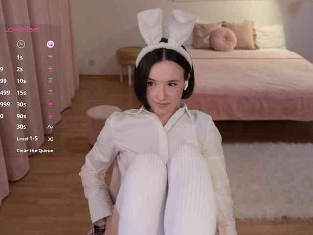 MissEssie webcam