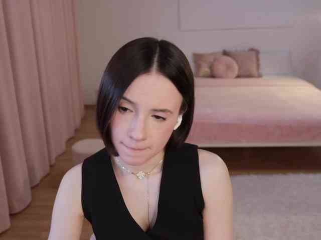MissEssie webcam
