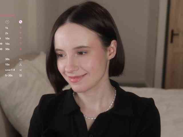 MissEssie webcam