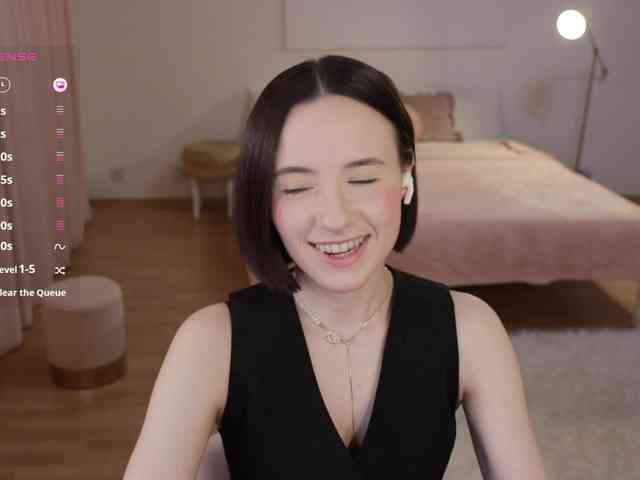 MissEssie webcam