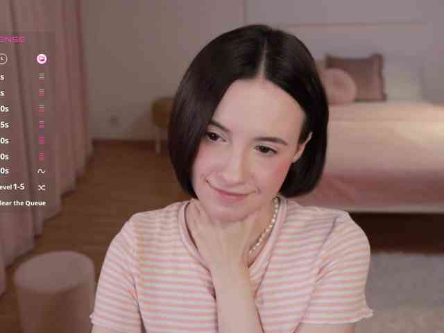 sex cam online -FemaleEssence-