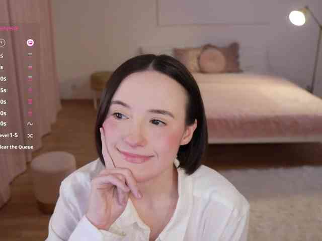 MissEssie webcam