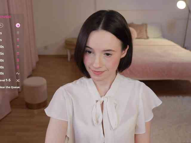 MissEssie webcam