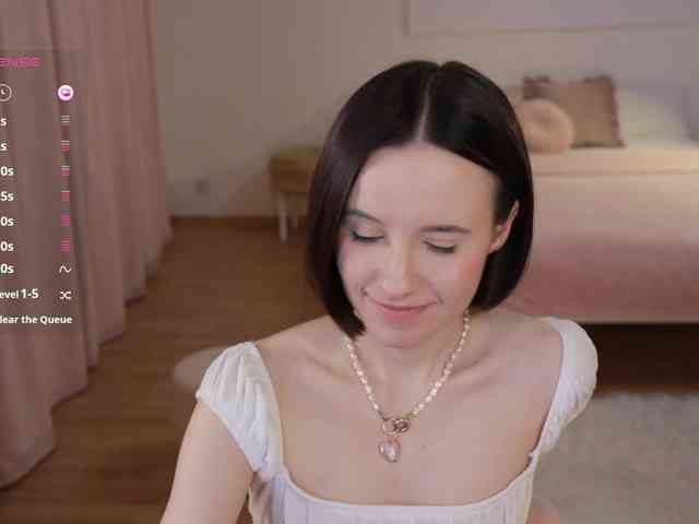 MissEssie webcam