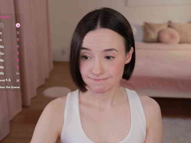 -FemaleEssence- Live Webcam on BongaCams