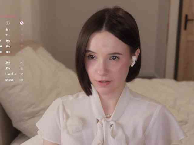 MissEssie webcam