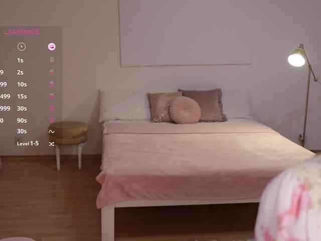 -FemaleEssence- Live Webcam on BongaCams