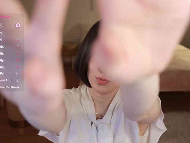 MissEssie webcam