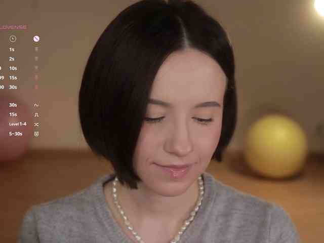 -FemaleEssence- -FemaleEssence-