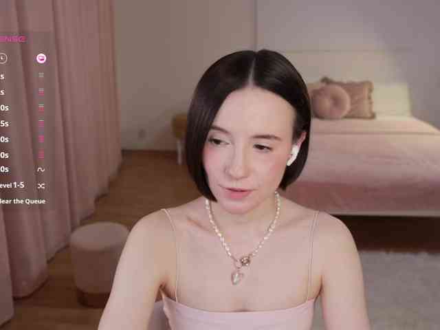 MissEssie webcam