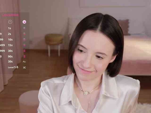 MissEssie webcam