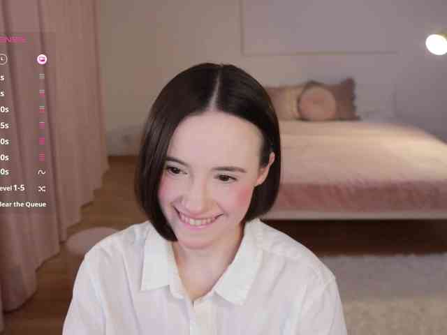 MissEssie webcam