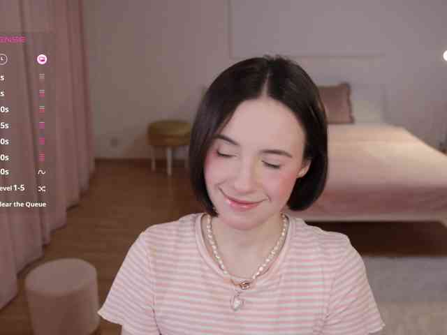 MissEssie webcam