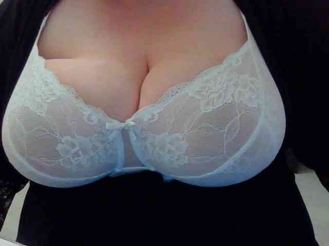 Zlaya_Mama_Kratosa webcam