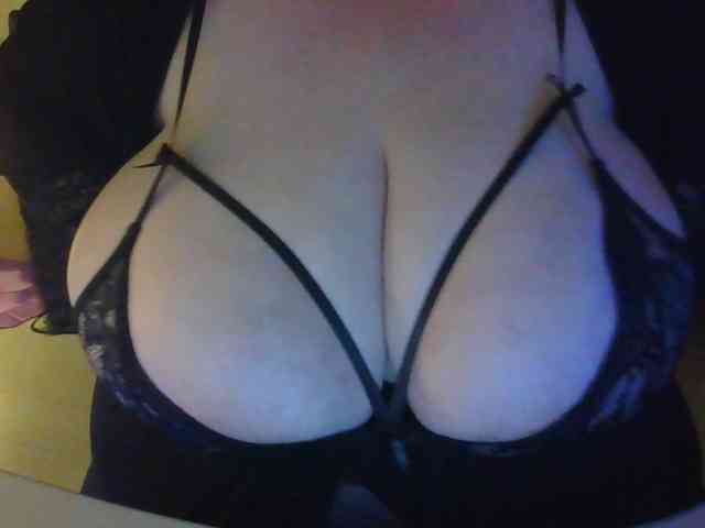 Zlaya_Mamulya webcam