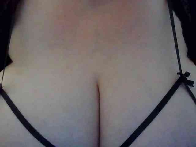 Tvoya_Zlaya_Mamochka webcam