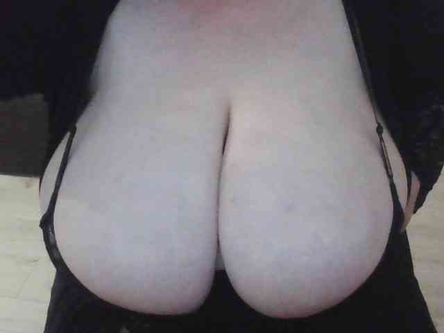 Zlaya_Mama_na_kayfe webcam