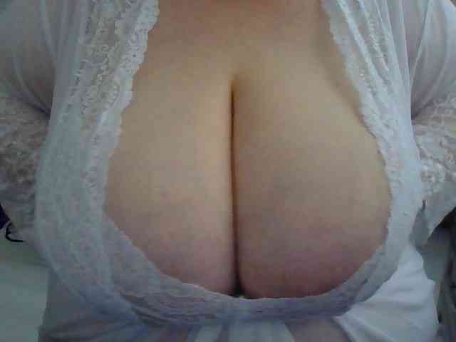 Tvoya_Zlaya_Mamochka webcam