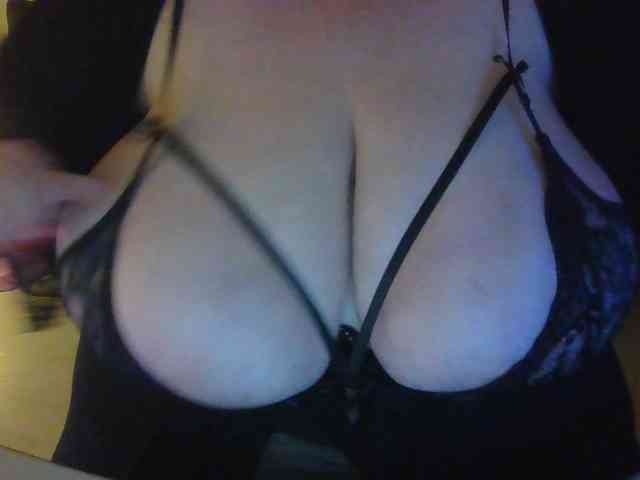 Zlaya_Mamulya webcam