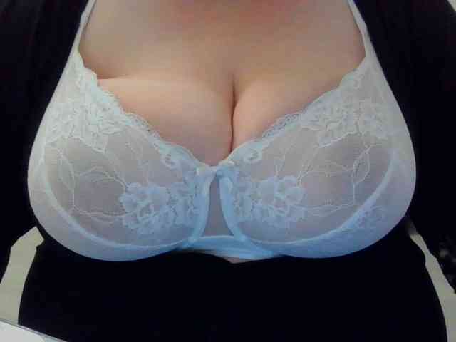 Zlaya_Mama_Kratosa webcam