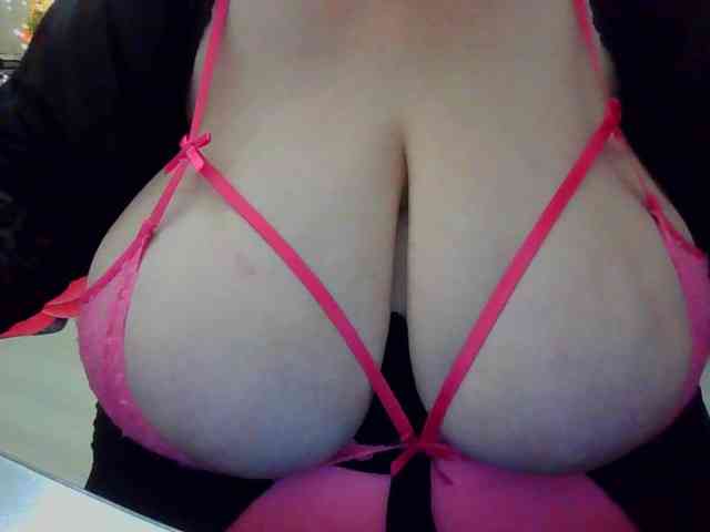 Zlaya_Mama_Kratosa webcam