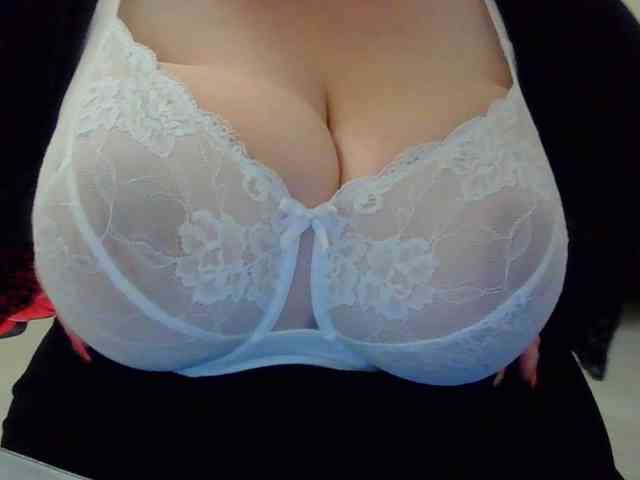 Zlaya_Mama_Kratosa webcam