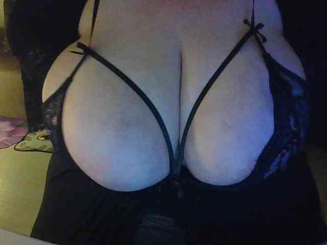 Zlaya_Mamulya webcam