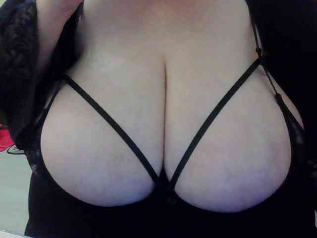 Zlaya_Mama_ux_zlaya webcam