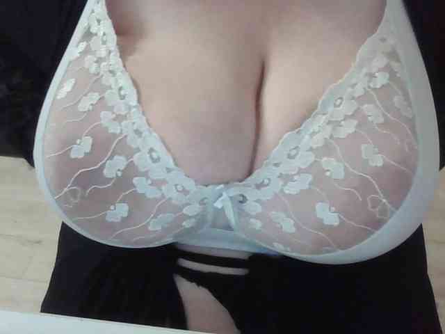 Zlaya_Mama_na_kayfe webcam