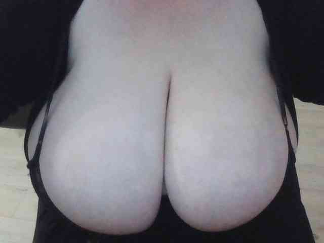 Zlaya_Mama_na_kayfe webcam