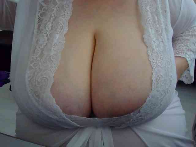 Zlaya_Mamulya webcam