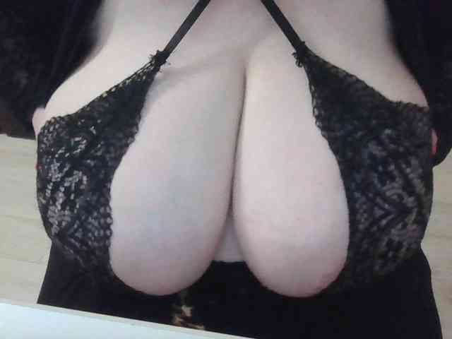 Mam_ya_ebashy1_po_xuy webcam