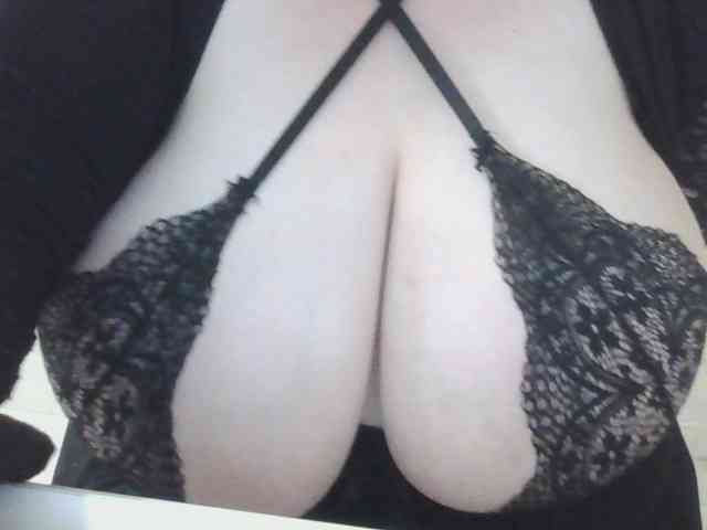 Zlaya_Mama_na_kayfe webcam