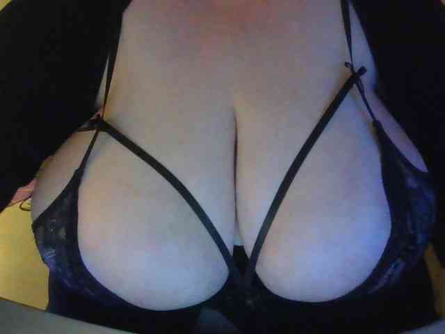 Zlaya_Mamulya webcam