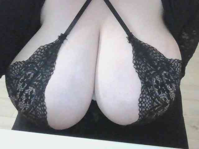 Mam_ya_ebashy1_po_xuy webcam
