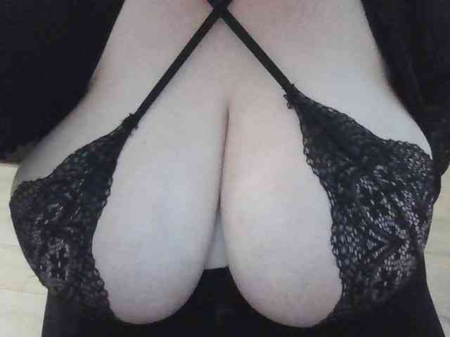 Zlaya_Mama_na_kayfe webcam
