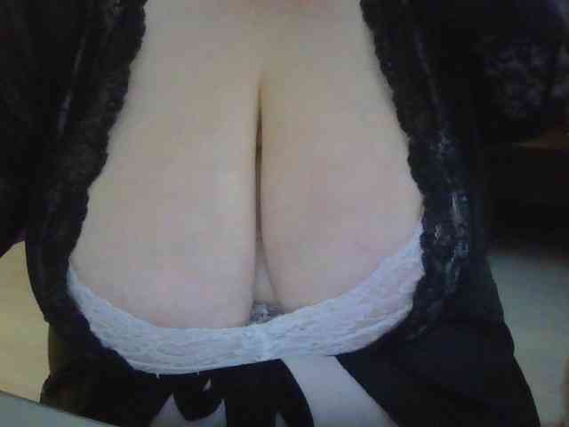 Zlaya_Mamulya webcam