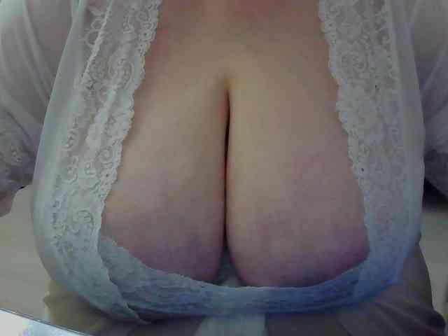 Zlaya_Mamulya webcam