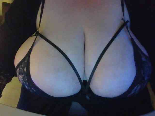 Zlaya_Mamulya webcam